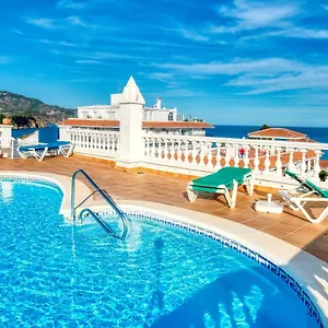 https://nerja-center-apartment-with-sea-view.es-andalucia.com